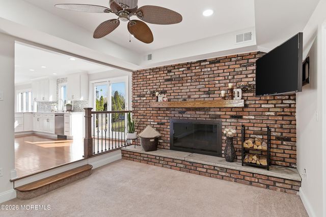 14 Koosman Drive, Leonardo, NJ 07737