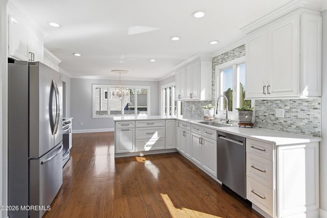 14 Koosman Drive, Leonardo, NJ 07737
