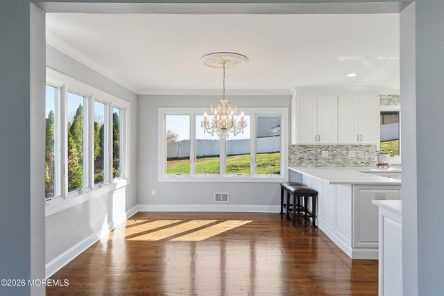 14 Koosman Drive, Leonardo, NJ 07737