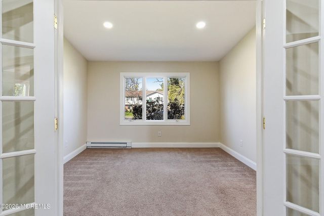 14 Koosman Drive, Leonardo, NJ 07737