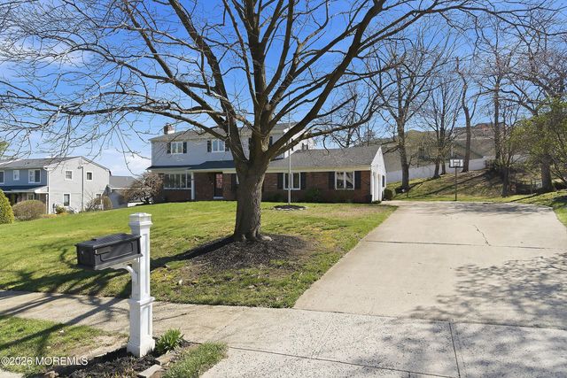 14 Koosman Drive, Leonardo, NJ 07737