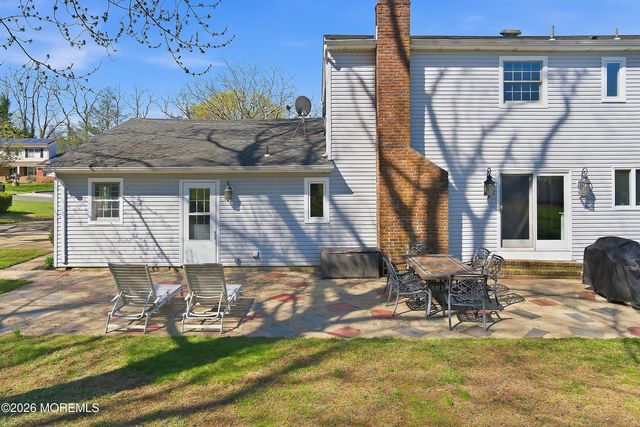 14 Koosman Drive, Leonardo, NJ 07737