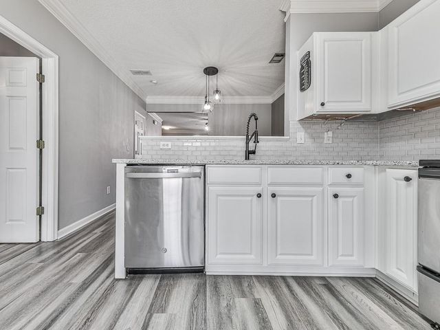 388 Weatherstone Place, Alpharetta, GA 30004