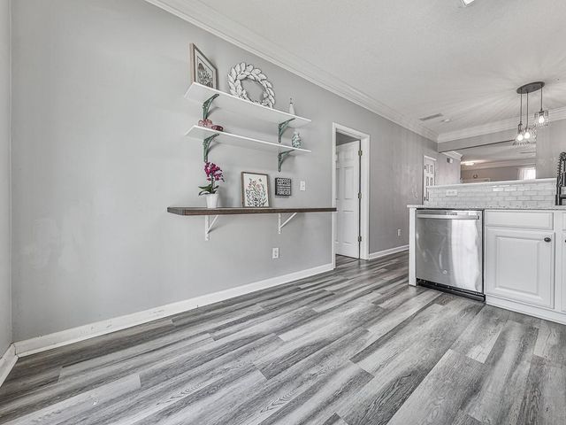 388 Weatherstone Place, Alpharetta, GA 30004