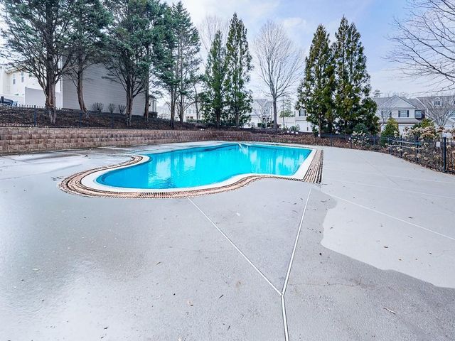 388 Weatherstone Place, Alpharetta, GA 30004