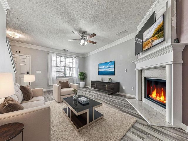 388 Weatherstone Place, Alpharetta, GA 30004