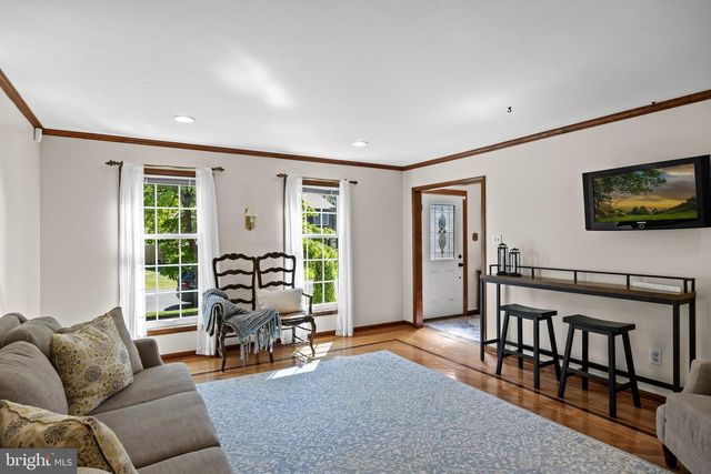 39 COCHISE CIR, Medford Lakes, NJ 08055