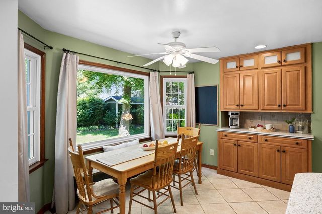 39 COCHISE CIR, Medford Lakes, NJ 08055