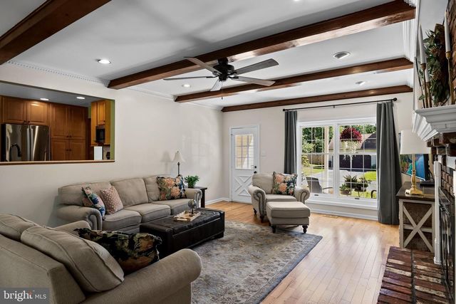 39 COCHISE CIR, Medford Lakes, NJ 08055