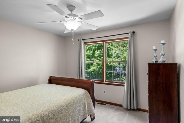 39 COCHISE CIR, Medford Lakes, NJ 08055