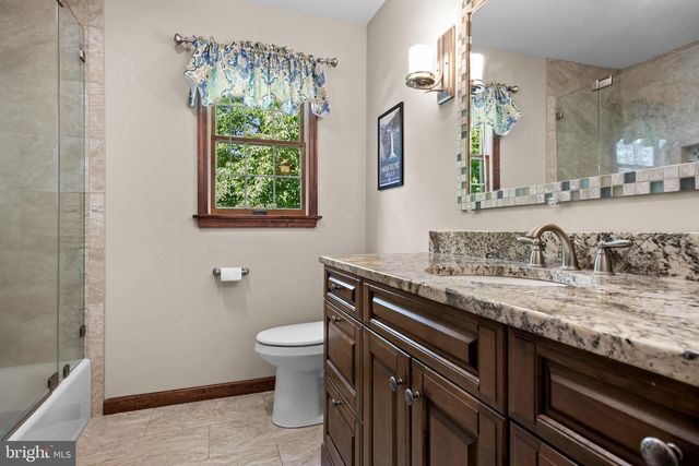39 COCHISE CIR, Medford Lakes, NJ 08055