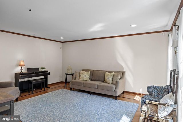 39 COCHISE CIR, Medford Lakes, NJ 08055
