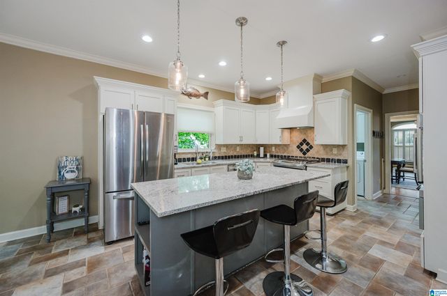 341 DELCRIS COURT, Homewood, AL 35209