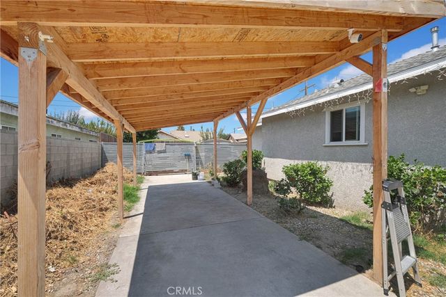 8811 Mary Avenue, Los Angeles, CA 90002