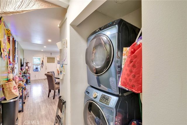 8811 Mary Avenue, Los Angeles, CA 90002