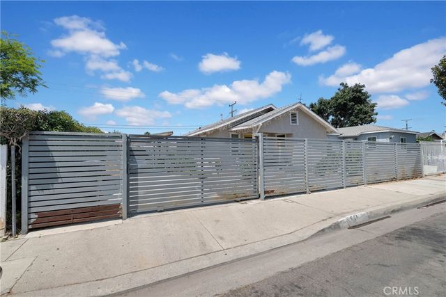8811 Mary Avenue, Los Angeles, CA 90002