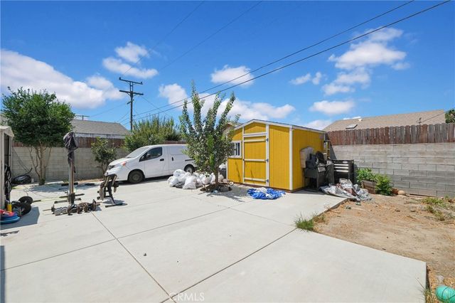 8811 Mary Avenue, Los Angeles, CA 90002