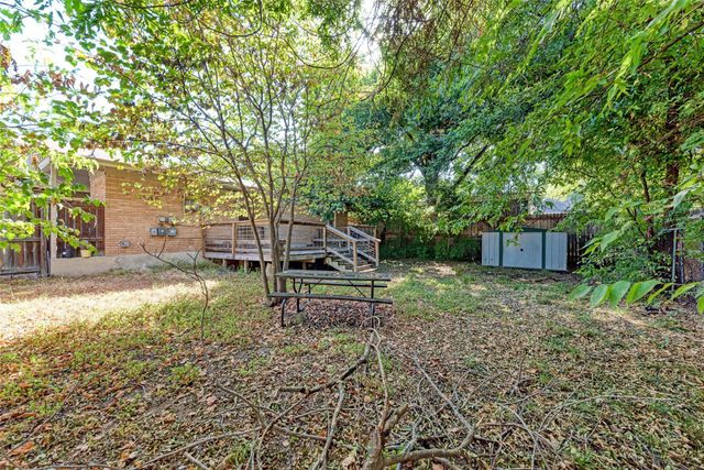 1805 Mohle DR B, Austin, TX 78703