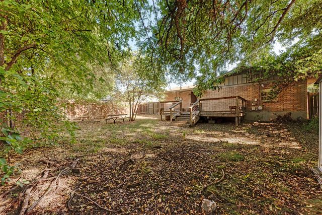 1805 Mohle DR B, Austin, TX 78703
