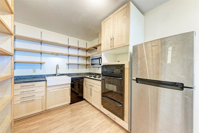 1805 Mohle DR B, Austin, TX 78703