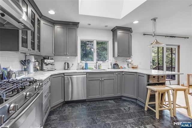 45 Lenox Avenue, Demarest, NJ 07627