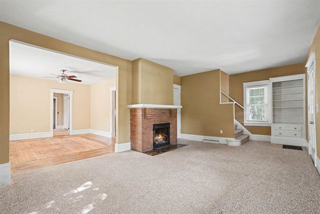 1330 W Maple Street, Kalamazoo, MI 49008