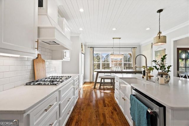 893 Everett Springs Road SW, Calhoun, GA 30701
