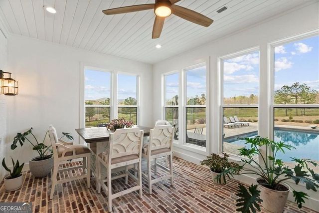 893 Everett Springs Road SW, Calhoun, GA 30701