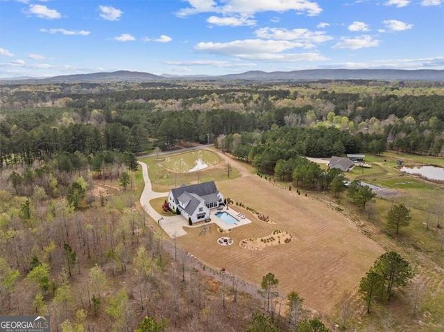 893 Everett Springs Road SW, Calhoun, GA 30701
