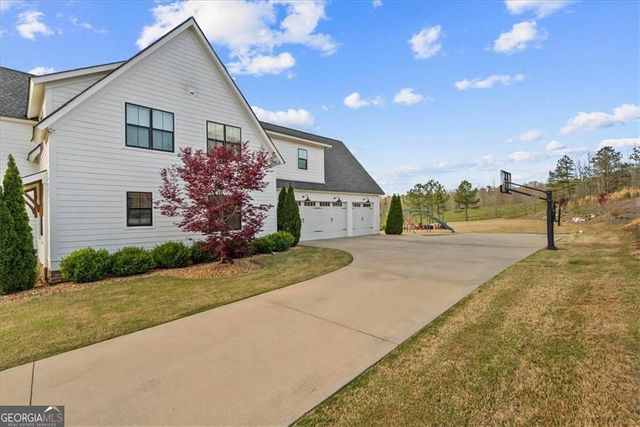 893 Everett Springs Road SW, Calhoun, GA 30701