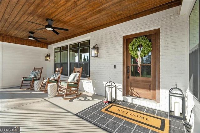 893 Everett Springs Road SW, Calhoun, GA 30701