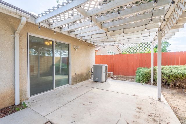 2671 Fremont Avenue, Clovis, CA 93611