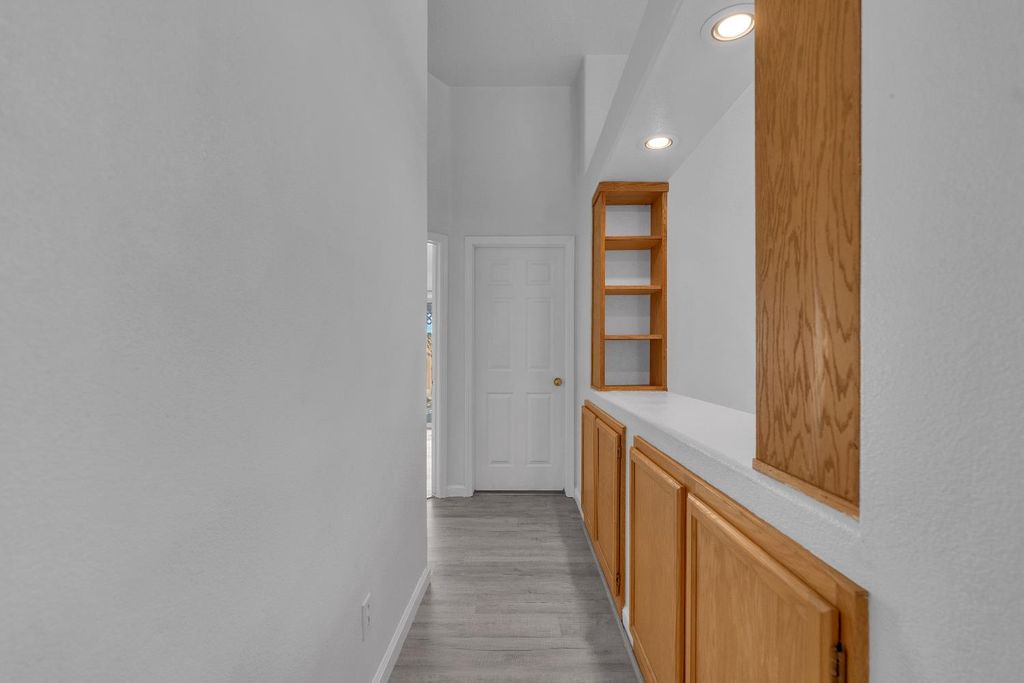 Image 12 of property listing at 2671 Fremont Avenue, Clovis, CA 93611