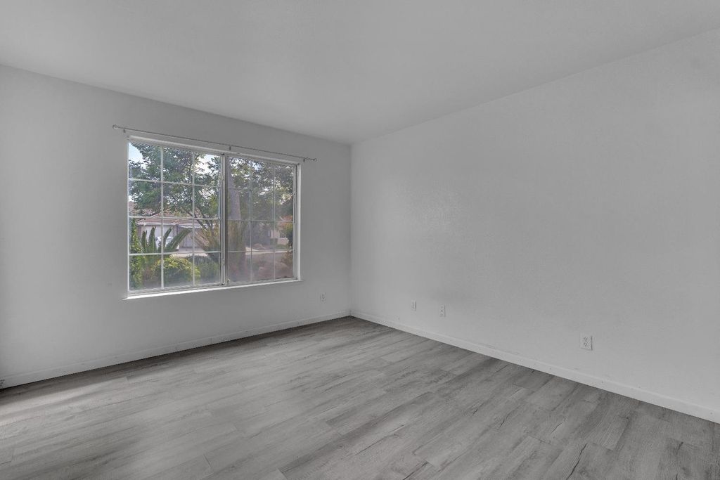 Image 17 of property listing at 2671 Fremont Avenue, Clovis, CA 93611