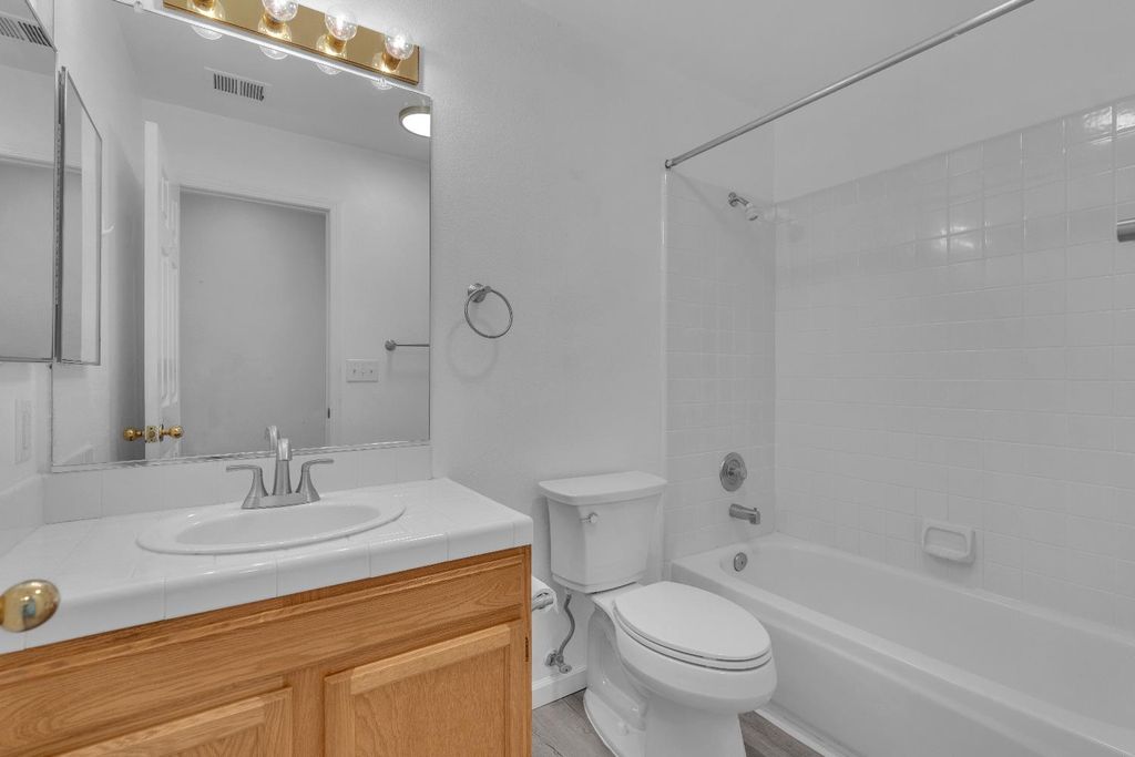 Image 19 of property listing at 2671 Fremont Avenue, Clovis, CA 93611