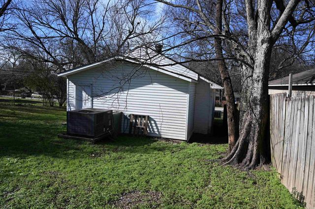 228 S Third Street, Benton, AR 72015