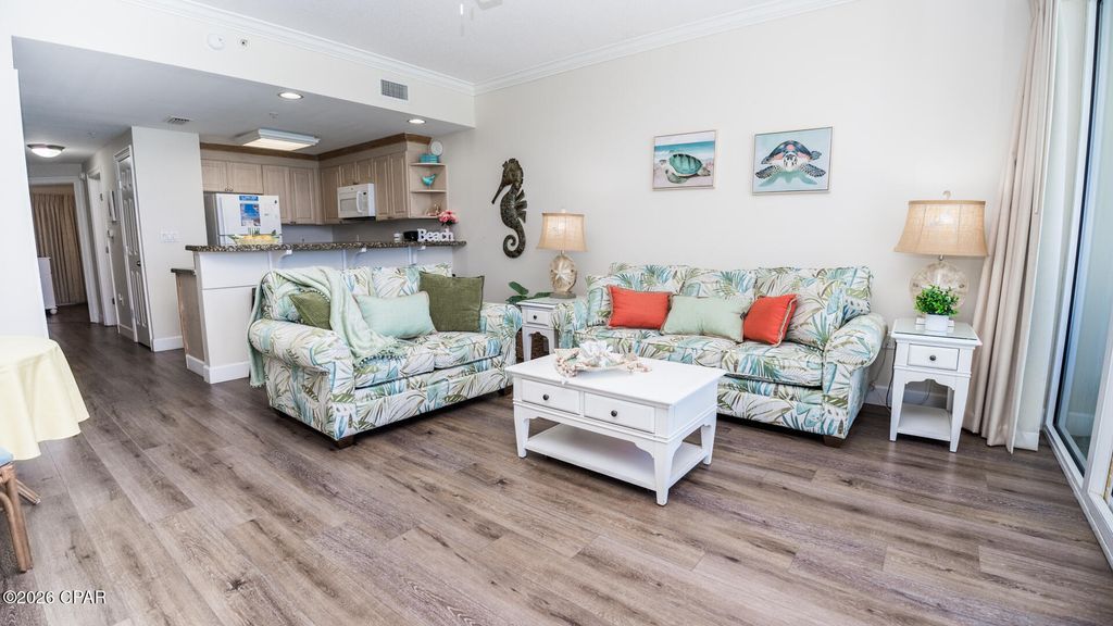 Image 7 of property listing at 9450 S Thomas Drive 907D, Panama City Beach, FL 32408
