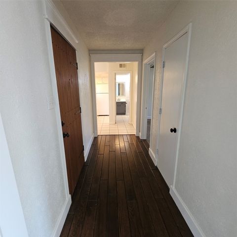 5919 Harvest Hill Road 2085, Dallas, TX 75230