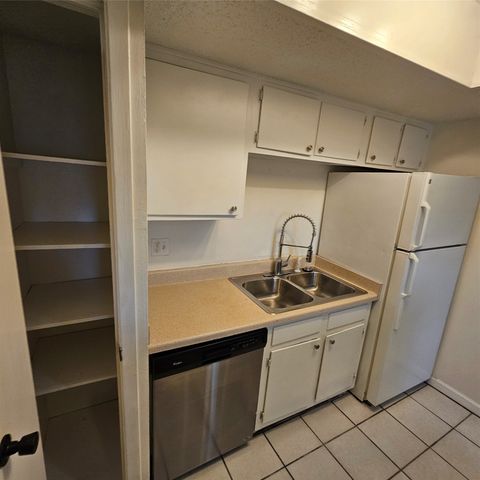 5919 Harvest Hill Road 2085, Dallas, TX 75230