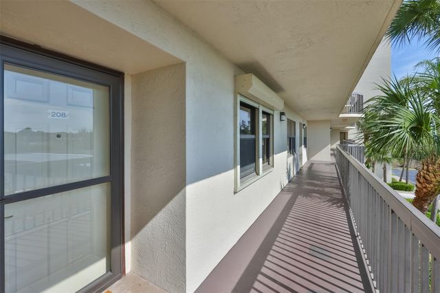 5400 PARK STREET N 208, St Petersburg, FL 33709