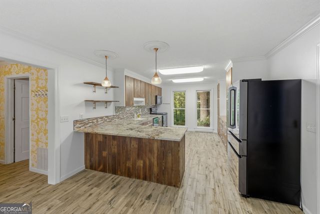 2218 J Warren Road, Cornelia, GA 30531