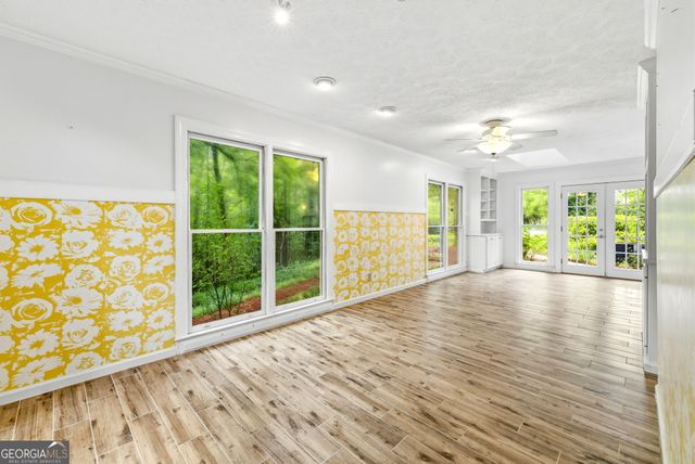 2218 J Warren Road, Cornelia, GA 30531