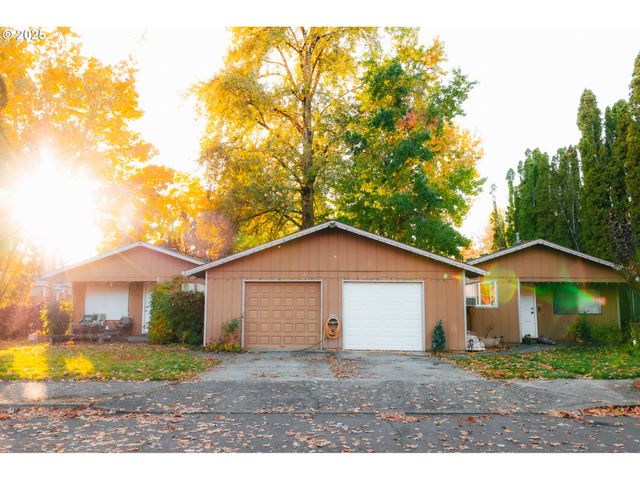 875 Se RENE Ave, Gresham, OR 97080