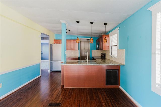 372 COBIA WAY, Oldsmar, FL 34677