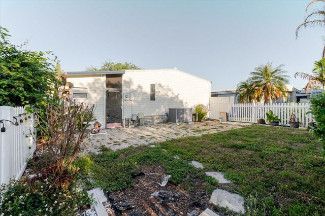 372 COBIA WAY, Oldsmar, FL 34677