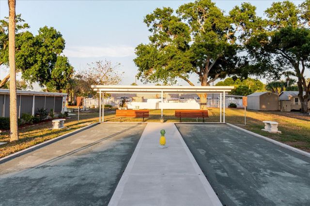 372 COBIA WAY, Oldsmar, FL 34677