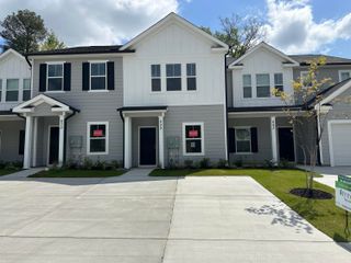 639 Caroline Court 7c, North Augusta, SC 29841