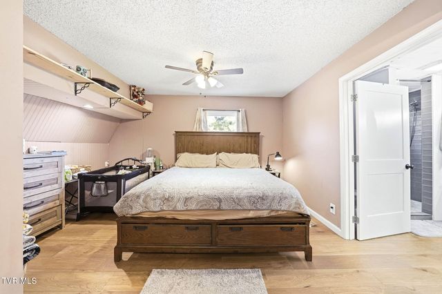 435 Oak Grove Road, Gray, TN 37615