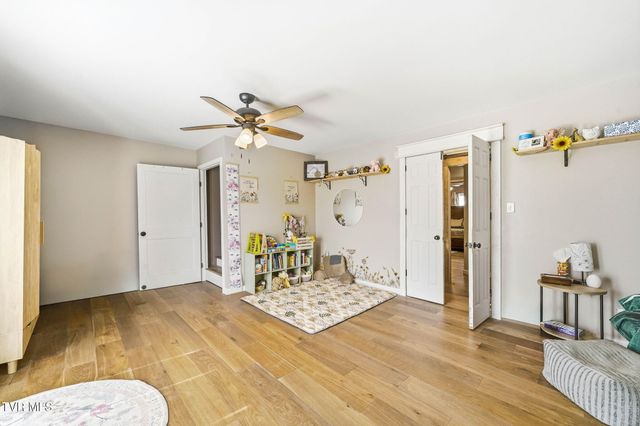 435 Oak Grove Road, Gray, TN 37615