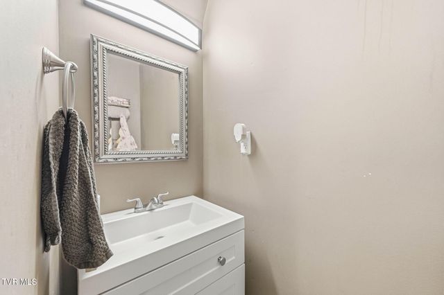 435 Oak Grove Road, Gray, TN 37615